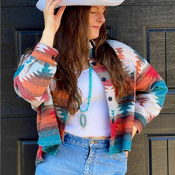 New boutique serape shacket jacket - Picture 8 of 16